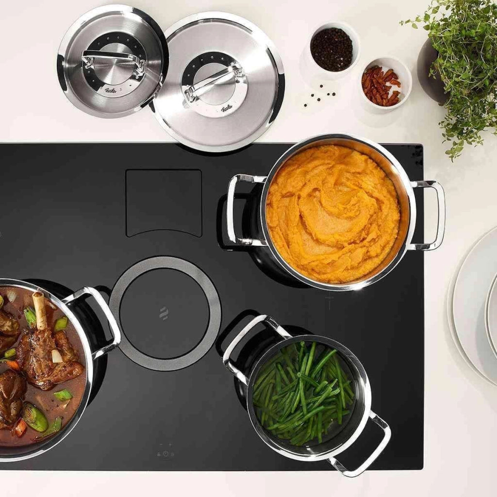 Fissler 084-378-03-000-0 Original Profi Collection Set di Pentole 3 Pezzi in Acciaio Inox 18-10 con Fondo CookStar per Induzione Manici Freddi Scala di Misura Integrata colore Acciaio Inossidabile