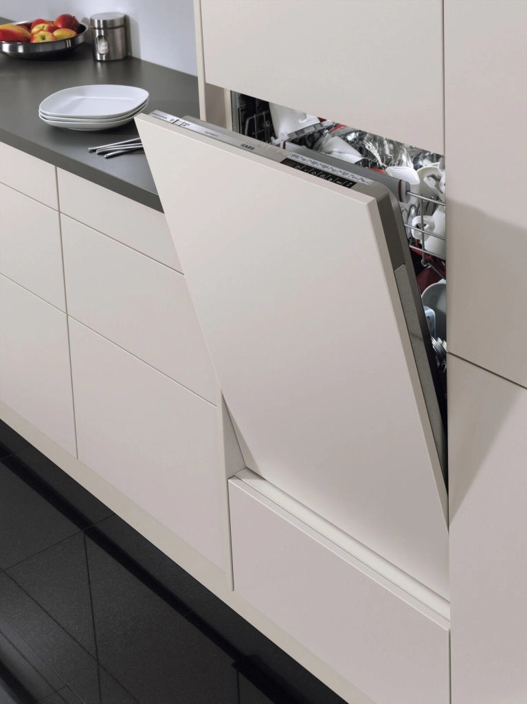 AEG FSE76738P Lavastoviglie integrata totale serie 7000 GlassCare 60 cm