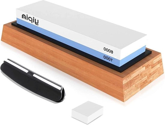 Pietra di affilatura professionale 2 in 1 1000/6000 con affinatore di coltelli - pietra di affinatura idraulica su supporto di silicone antiscivolo e blocco di bambù con pietra di lucidatura