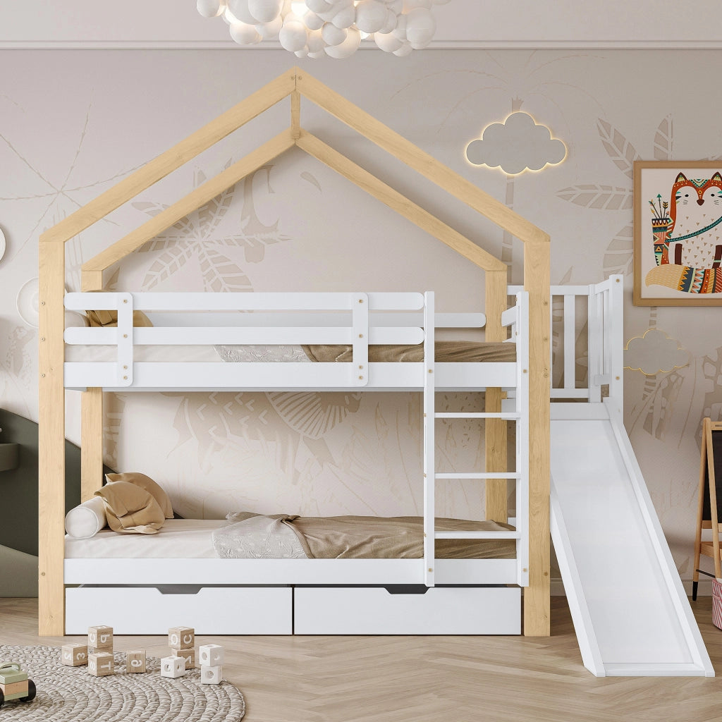 Letto a castello a casetta con scivolo e scaletta; 90x200 cm; bianco e naturale