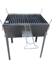 Barbecue in ferro con griglia in acciaio, con coperchio richiudibile, piedi estraibili, per legna o carbone, portatile 50x35 cm