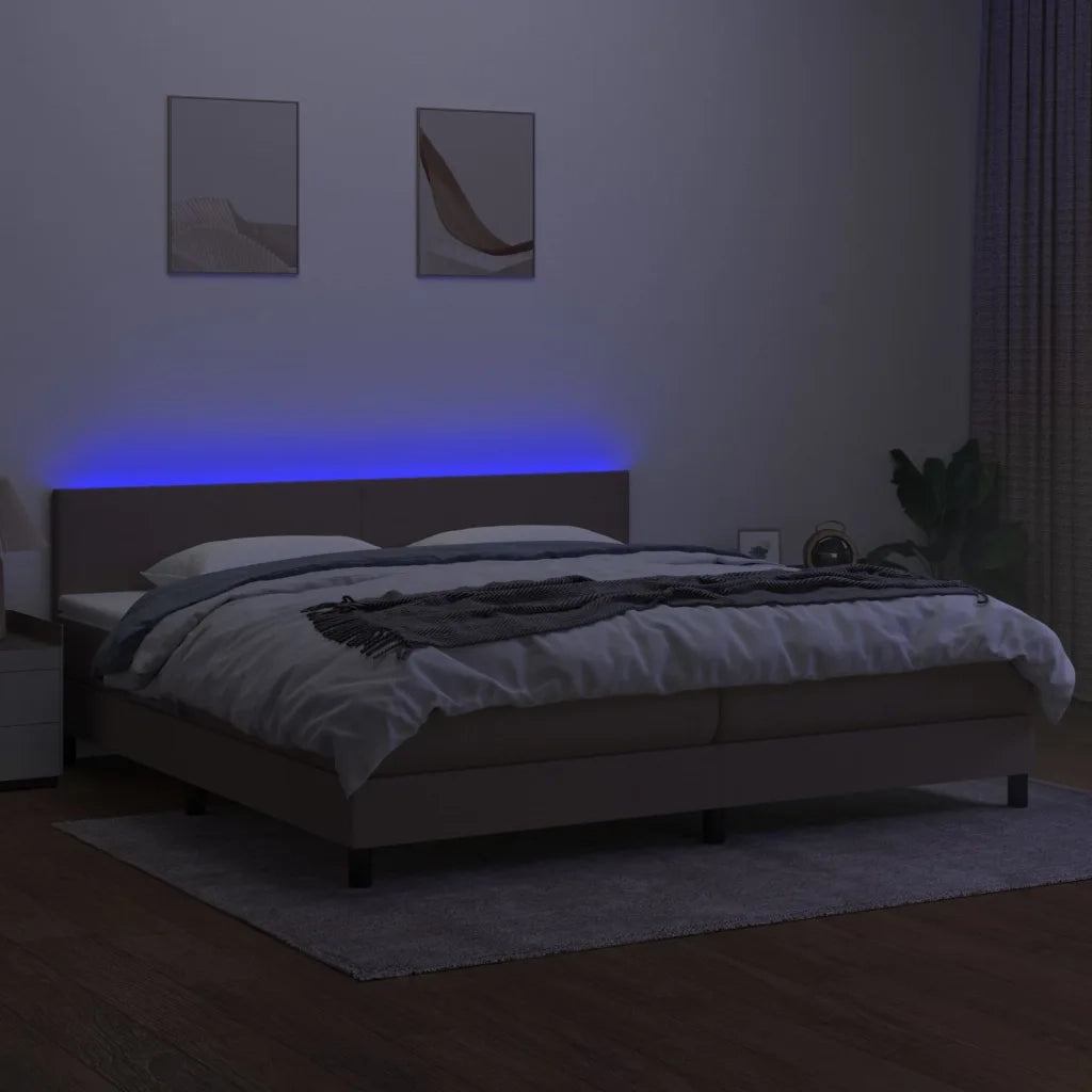 Letto a Molle Materasso e LED tortora 200x200cm in Tessuto 3133025