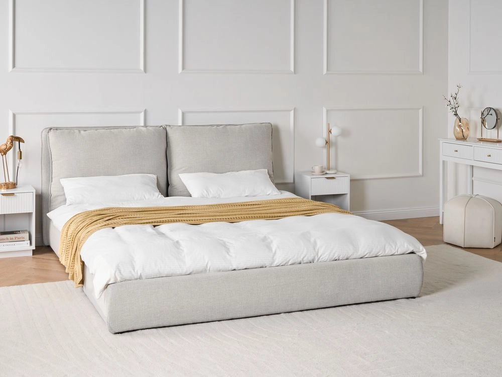Letto matrimoniale bouclè grigio chiaro con testiera imbottita 180 x 200 cm camera da letto moderna