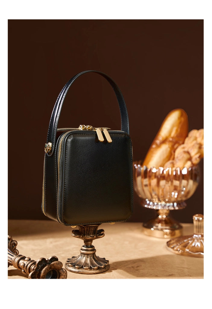 Borsa a tracolla da donna in vera pelle nera