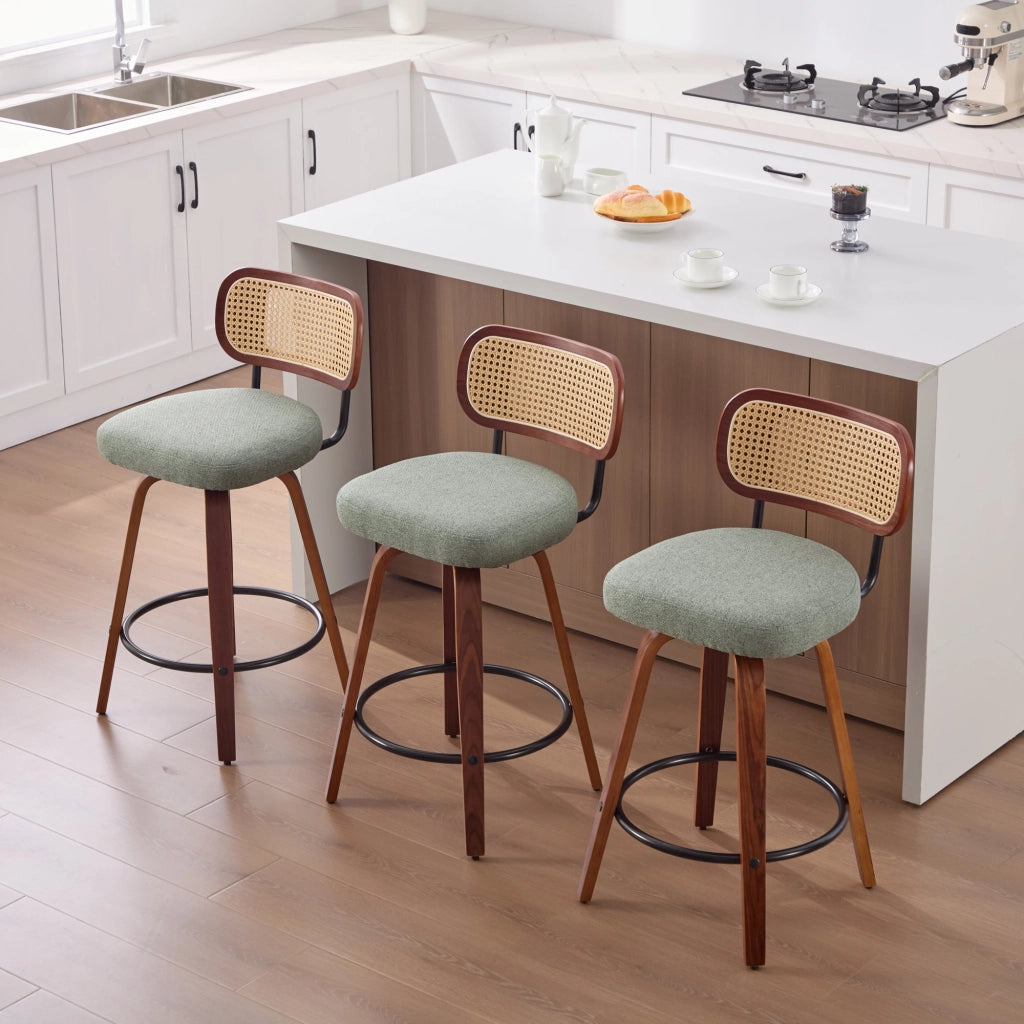 Sgabello da bar girevole set di 3 con schienale in rattan PE e seduta in lino con poggiapiedi metallo verde oliva