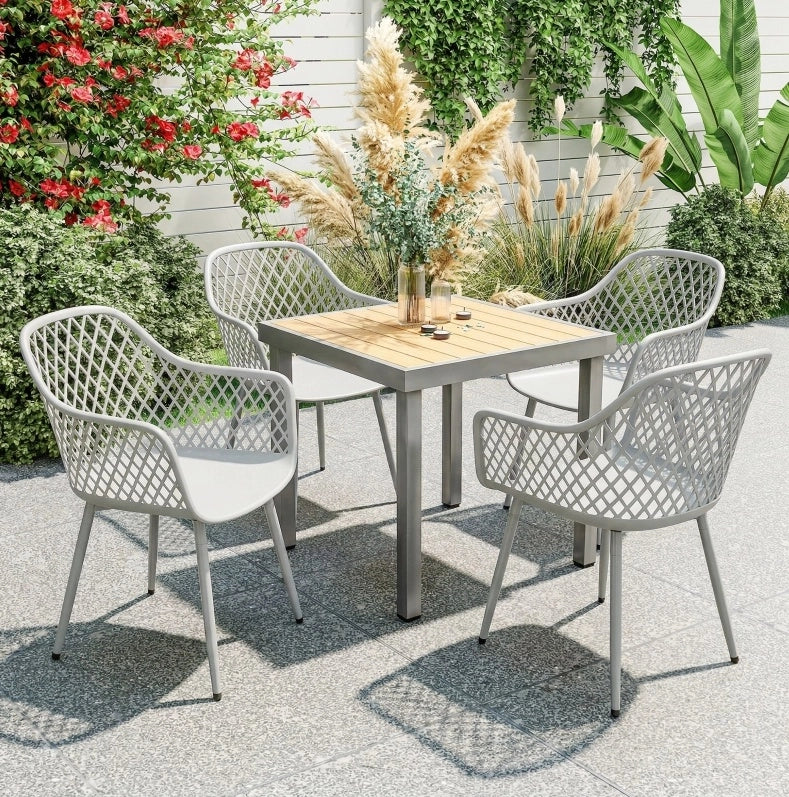 Set 4 sedie da giardino con braccioli; seduta in plastica UV-resistente; 56 x 51 x 84 cm; grigio