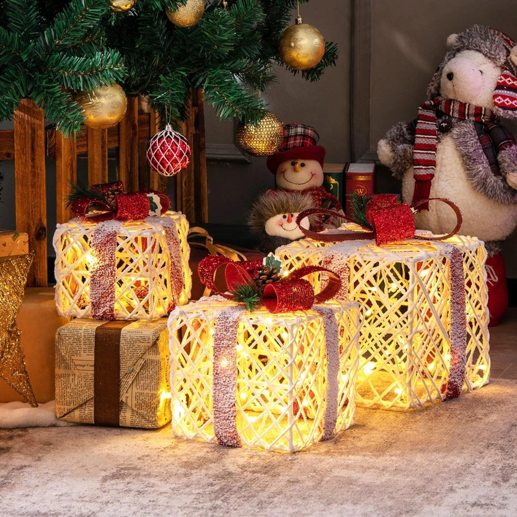 Set di 3 Scatole Regalo Illuminate di Natale, Scatole Regalo Decorativa a LED con Fiocchi Rossi, 60 Luci Calde e Funzione Timer, per Casa, Cortile, Prato