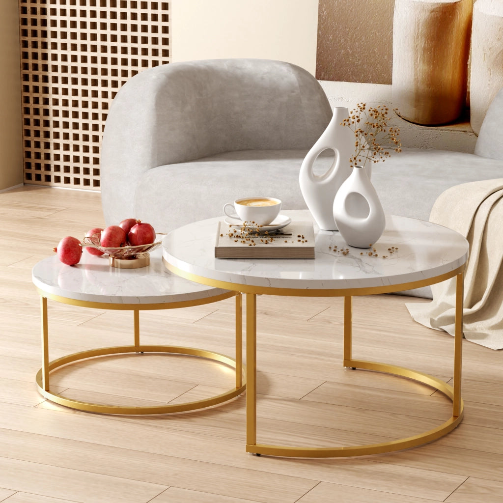 Set di 2 tavolini da salotto impilabili 80x45 cm e 60x33,5 cm bianco e oro effetto marmo