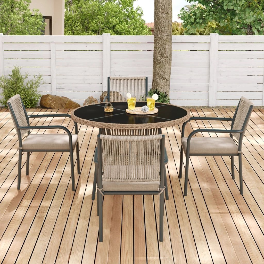 Set mobili da giardino polyrattan: tavolo rotondo vetro + 4 poltrone; struttura ferro; terrazzo/balcone
