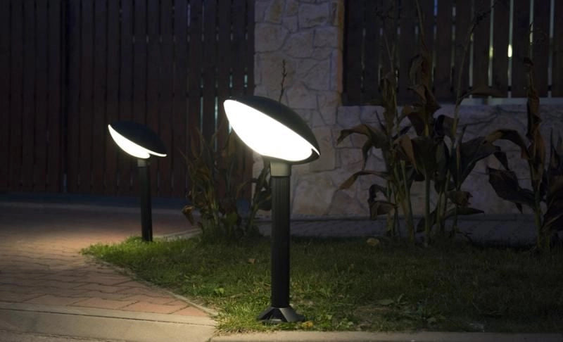 Lampada da giardino a paletto 124cm E27 nera IP55 SU-MA