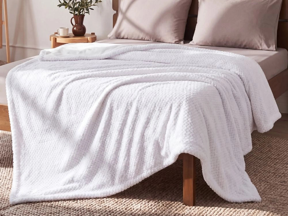 Coperta bianca in poliestere 200 x 220 cm copriletto decorativo in morbida pelliccia plaid