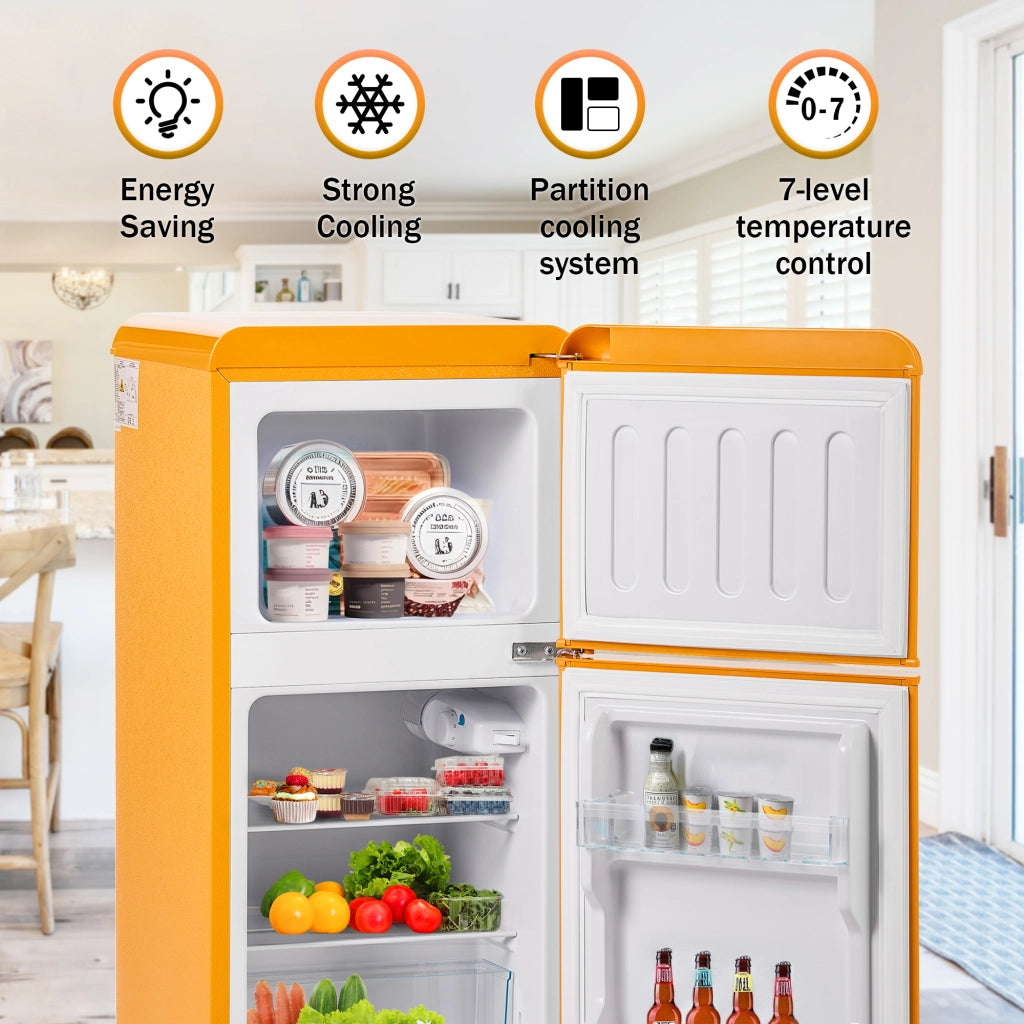Frigorifero/congelatore in stile retr¨°. Altezza 86,8 cm (88,8 cm inclusa la base), larghezza 45,5 cm, due porte, capacit¨¤ totale 60 litri,