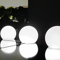 Lampada a palla da giardino in resina Lampade da terra a sfera luce bianca 500mm