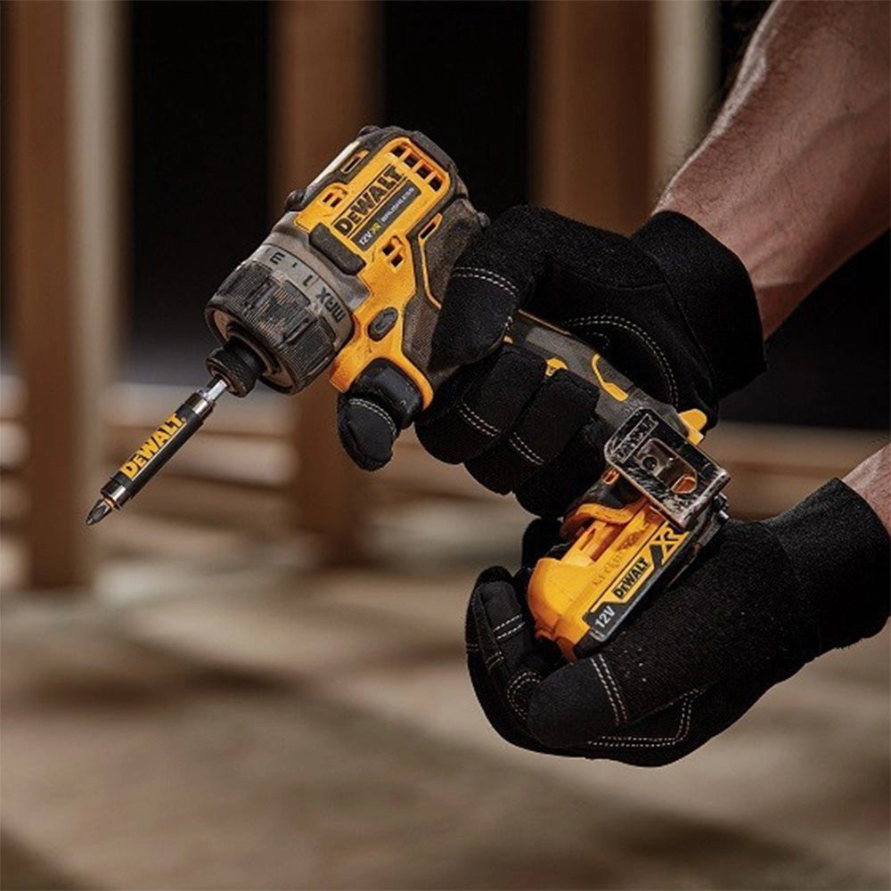 TRAPANO AVVITATORE DEWALT 12V CON ATTACCO DA 1/4" CON 2 BATTERIE DA 2 AH E CARICATORE - DCF601D2