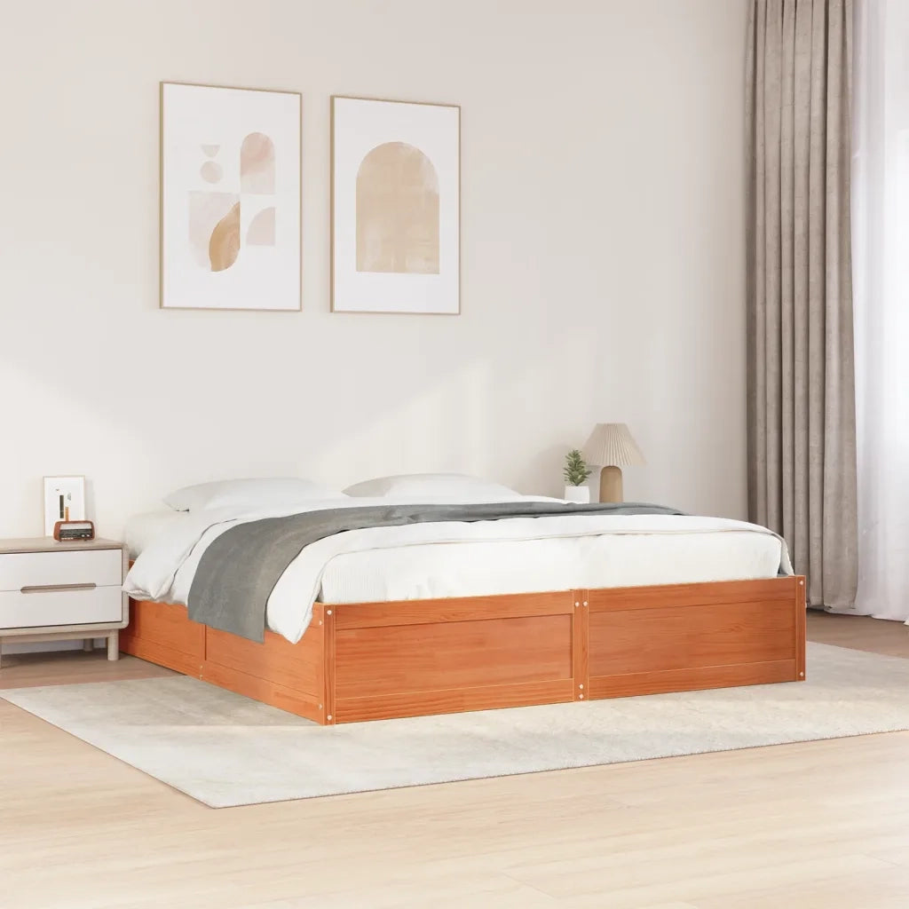 Letto senza Materasso-Struttura Letto Marrone Cera 200x200 cm in Legno di Pino 184129