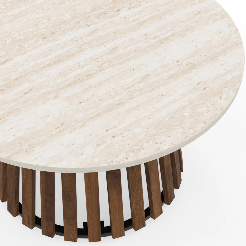 Tavolino rotondo Carmen 70 cm piede in legno in doghe effetto noce e vassoio travertino