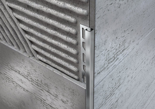 Profilo ACCIAIO angolare quadro per piastrelle. Barra 2.5 M FINITURA: Spazzolato, SPESSORE PER MATTONELLA: MM 10, Spessore Acciaio Aisi 304: 1 mm