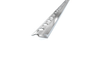 Profilo per bassi spessori 4.5 mm in ALLUMINIO angolo quadro per rivestimento. Barra 2.5 M Misura: 4.55 MM, FINITURA: Alluminio lucido