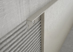 Profilo terminale e delimitazione in ALLUMINIO - Finitura Sabbia. Barra 2.5 m FINITURA: Sabbia avorio, Spessore: 12 mm