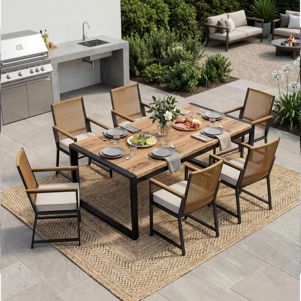 Set di 4 sedie da giardino in rattan, resistenti alle intemperie, con braccioli in WPC, sedie per esterni con cuscino rimovibile, sedie da pranzo in metallo, portata fino a 160 kg, per
