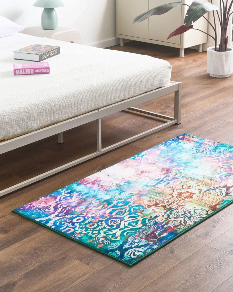 Tappeto a tessitura piana in stile boho orientale con vivace motivo stampato multicolore 80 x 150 cm