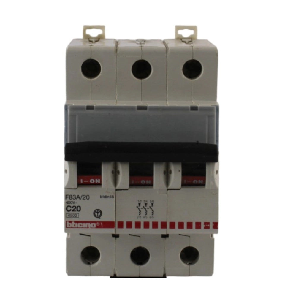 Interruttore magnetotermico 3 poli 3 moduli 20A curva C Bticino