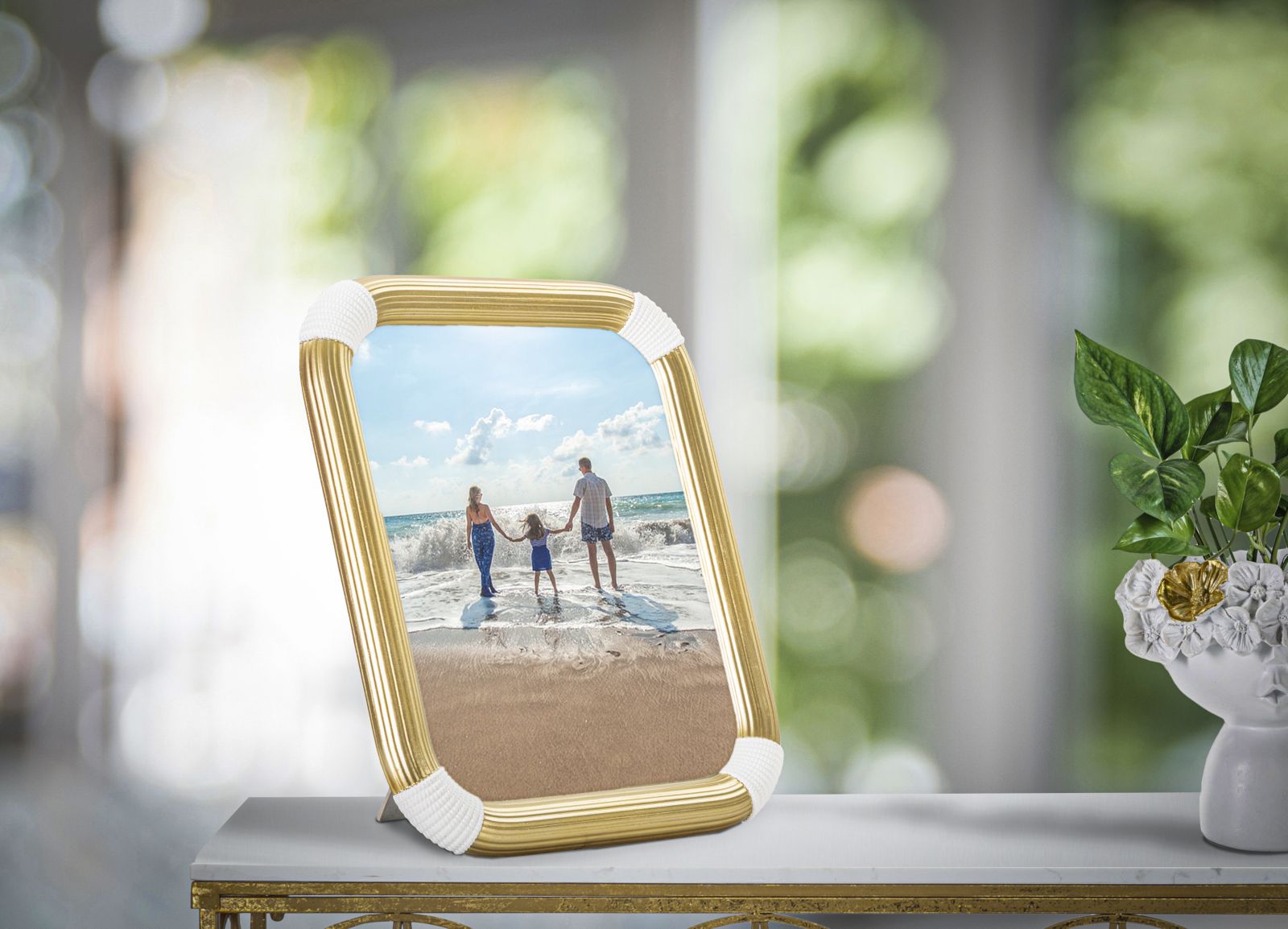 Cornice Bann 25x2,6x30,2 cm in Poliresina e Vetro