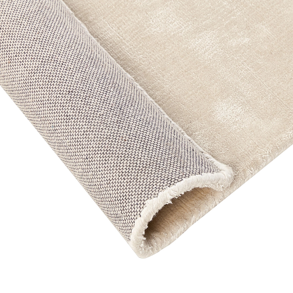 Tappeto a pelo corto in viscosa beige chiaro 80 x 300 cm pelo corto capitonné moderno