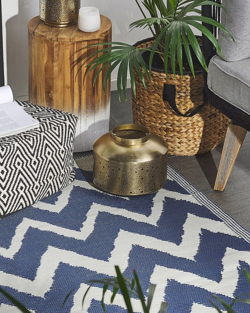 Tappeto per esterni Blu navy in materiali sintetici Rettangolare 120 x 180 cm Motivo a zig zag