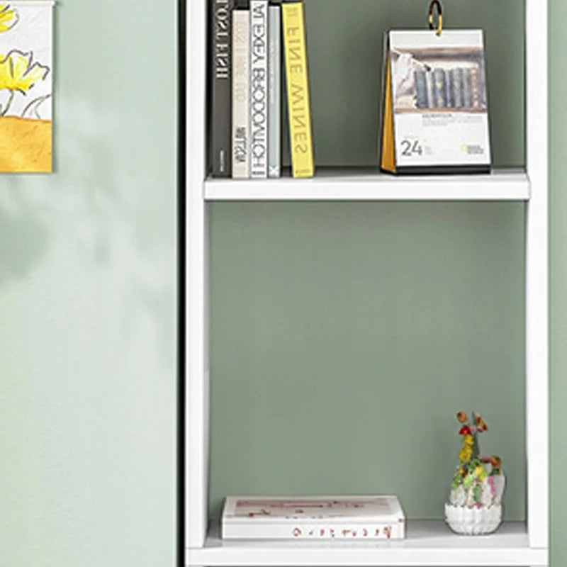 Scaffale bianco per libri Ripiani alti Colonna scandinava Armadio loft
