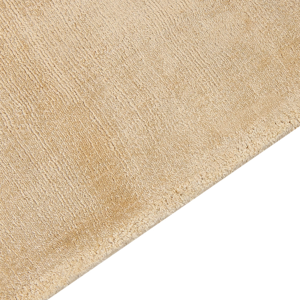Tappeto in viscosa beige sabbia 80 x 150 cm a pelo corto capitonné moderno