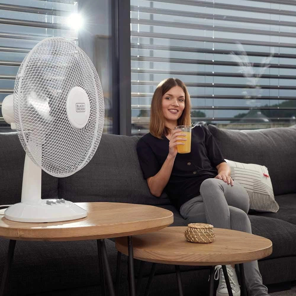 Black+decker bxefd42e ventilatore da tavolo, 40 w, plastica, bianco [classe di efficienza energetica a]