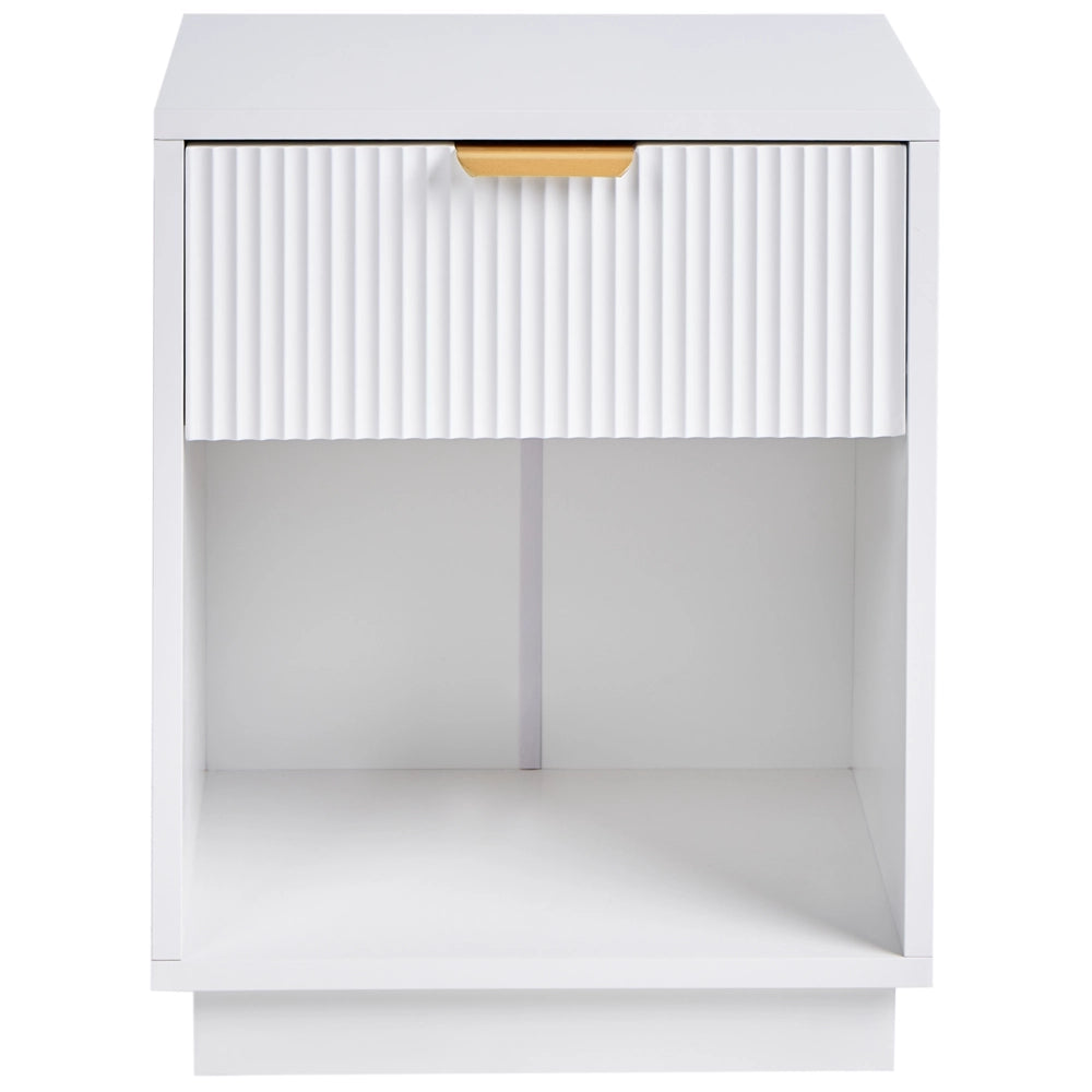 Set di 2 comodini in MDF bianco con 1 cassetto con frontale scanalato e 1 ripiano maniglia dorata design moderno per camera da letto
