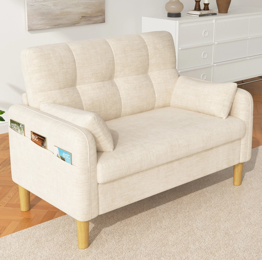 Divano 2 posti compatto 119x78 cm in ciniglia beige con 2 cuscini e tasca laterale HOMVRA