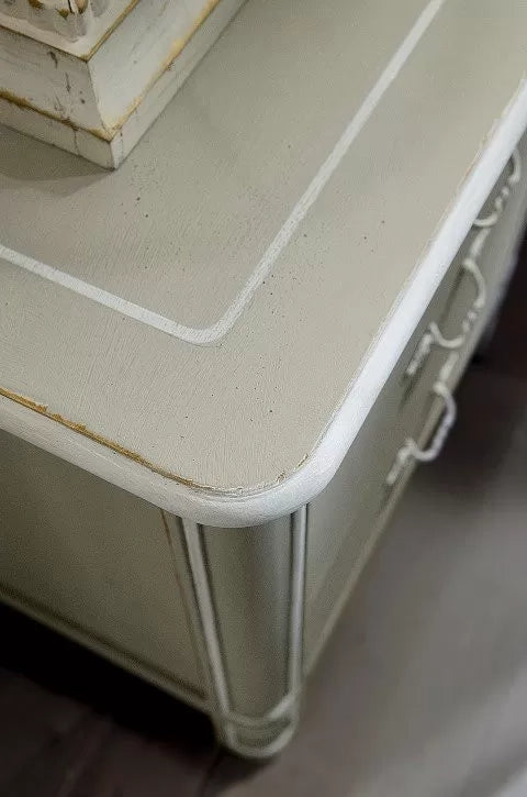Comodino in legno 3 cassetti shabby chic l.59 p.42 h.61 (3201) - Mobili 2G