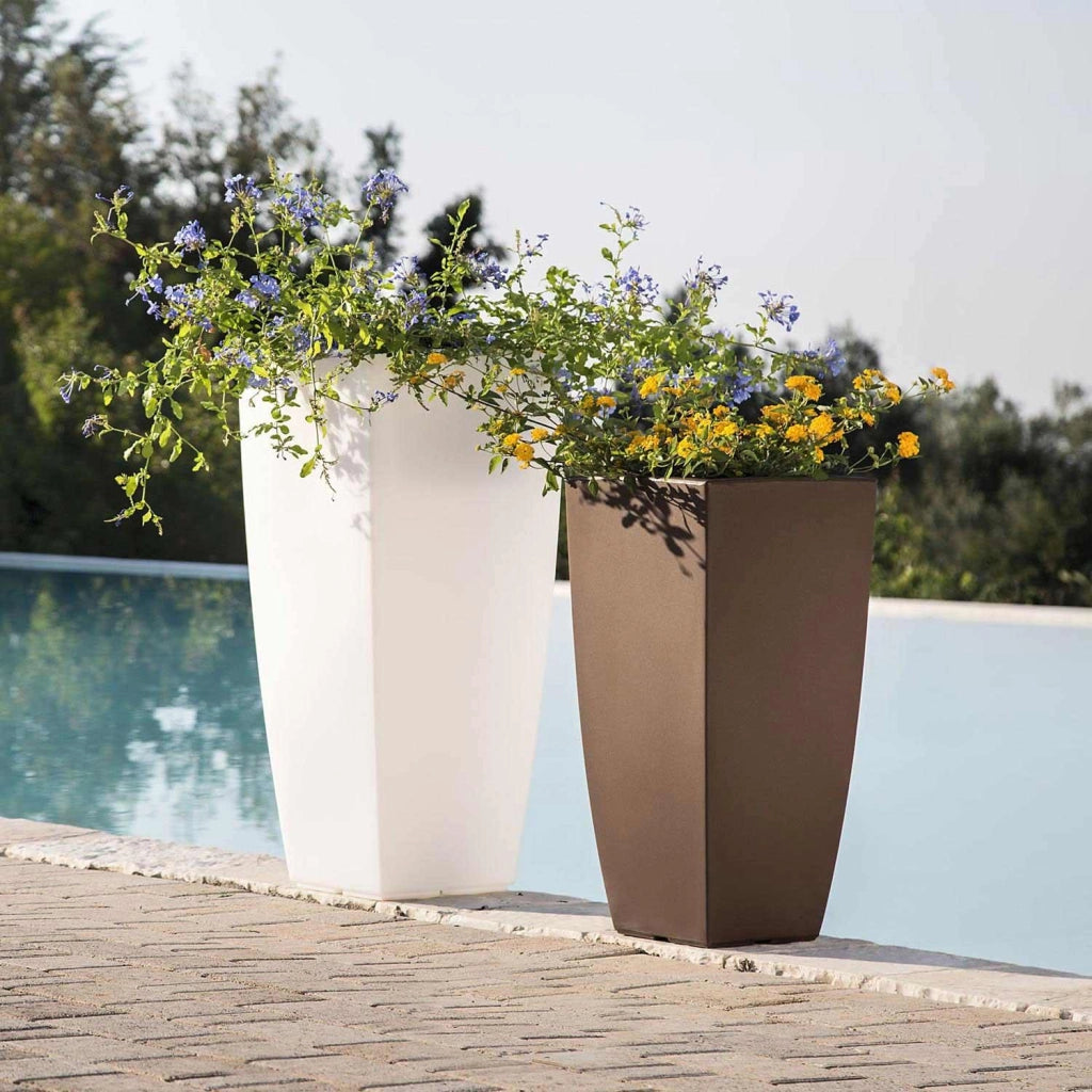 Vaso Agave In Resina Quadrato Viola H70 33x33Cm