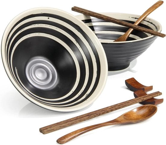 Set di Bowl per Ramen in Ceramica da 2 pezzi - 1000 ml - Design Retro - Resistente al Microonde - Incluso Cucchiai e Spiedini - Adatto per Fruita, Verdure e Pasta - Nero