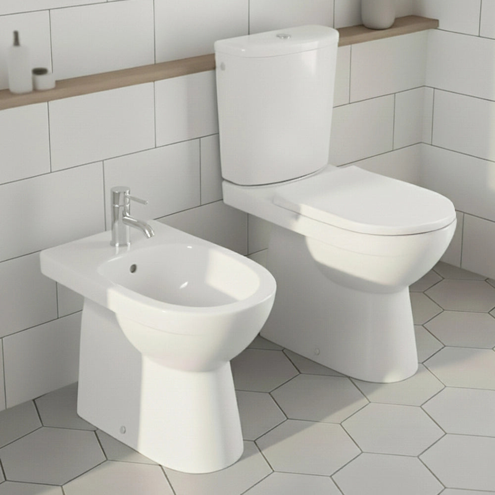 Sanitari monoblocco con scarico a parete e sedile termoindurente con chiusura standard – Selnova