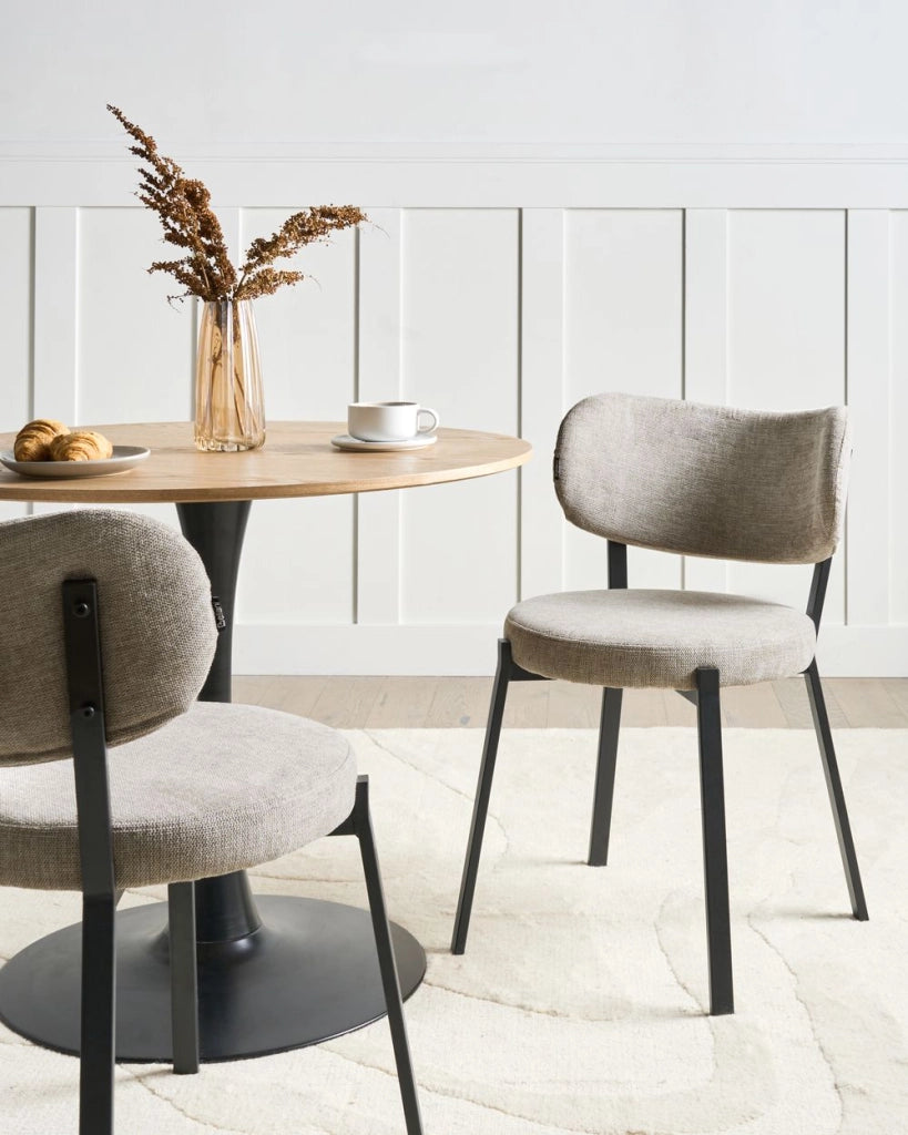 Set di 2 sedie da pranzo in tessuto Seduta imbottita Gambe in ferro beige stile elegante