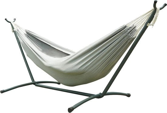 Set di tappeti di sicurezza in grigio standard 

Modello: 123456
Dimensioni: 100x200 cm
Materiale: Poliestere
Peso: 2 kg
