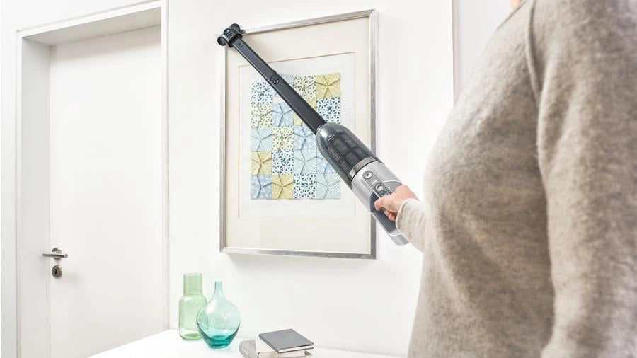 Bosch Serie 4 BBH3K2801 aspirapolvere senza filo Argento Senza sacchetto