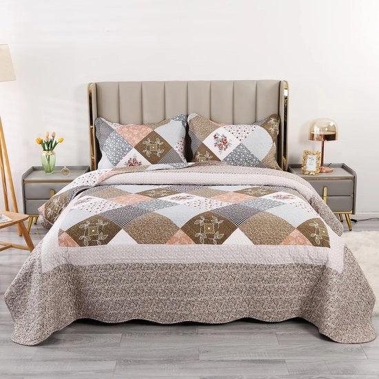 Patchwork Coperta da Letto 220x240cm, Coperta da Letto 230x250cm per Letto a Due Piazze, Set di Coperte Patchwork Invernali Pieno, Realizzato in Poliester, Incluso 2 Cuscini Copratori 50x70cm, Entrambi i Lati con Disegno