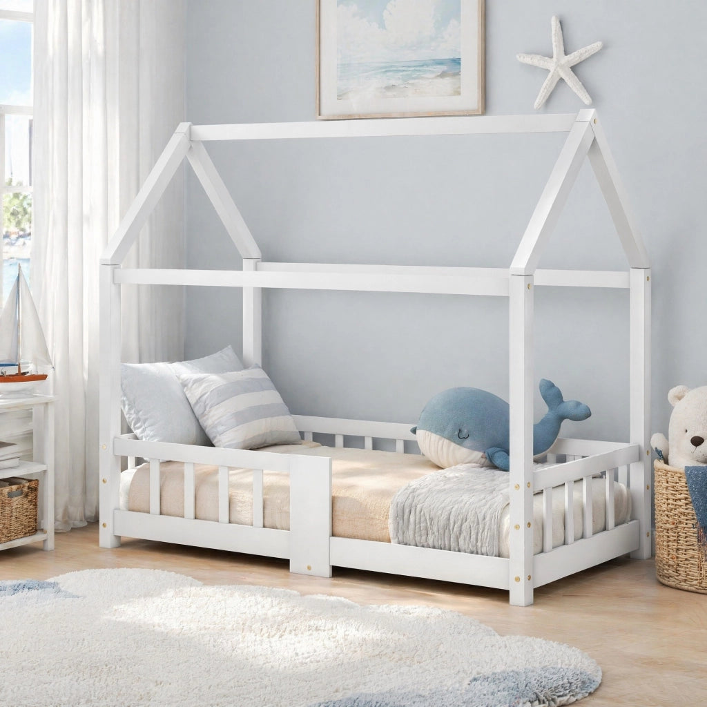 Letto per bambini a casetta 90x200 cm in legno di pino, con lavagna, sponda anticaduta e rete a doghe, bianco