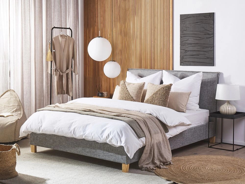 Letto rivestimento in tessuto grigio Gambe in legno 160 x 200 con doghe con testiera Stile scandinavo minimalista