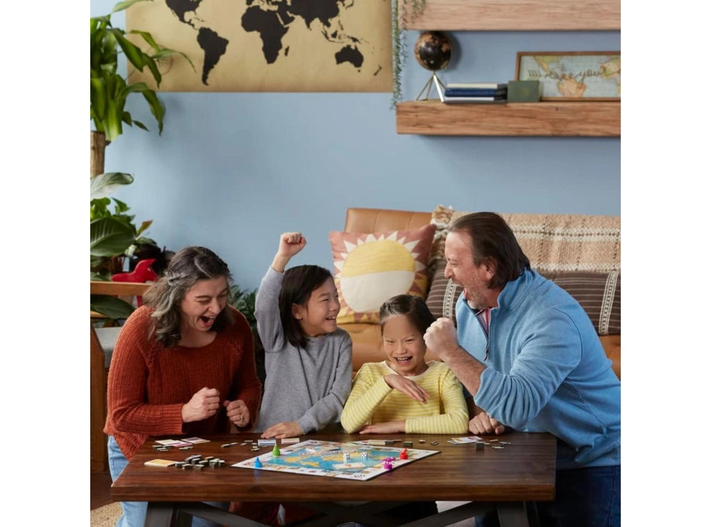 Monopoly In Viaggio per il Mondo Hasbro Gaming Gioco da Tavolo per Famiglie con Tabellone Cancellabile e Pedine Timbro Regalo per Bambini dagli 8 Anni in Su