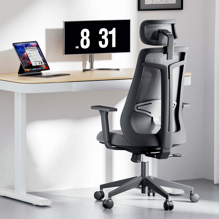 Sedia da ufficio ergonomica con regolazione in altezza e profondità, poggiatesta e braccioli regolabili, con supporto lombare, max 150 kg