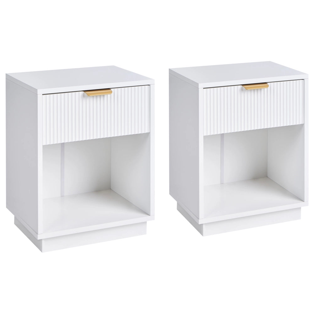 Set di 2 comodini in MDF bianco con 1 cassetto con frontale scanalato e 1 ripiano maniglia dorata design moderno per camera da letto