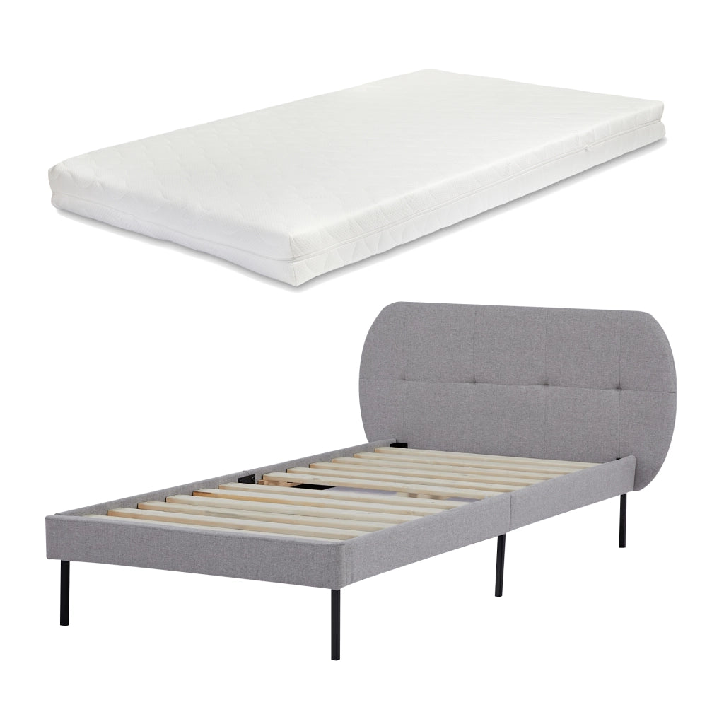 Letto Singolo Porvoo con Testiera e Materasso 90x200 cm Rivestimento in Tessuto - Grigio [en.casa]