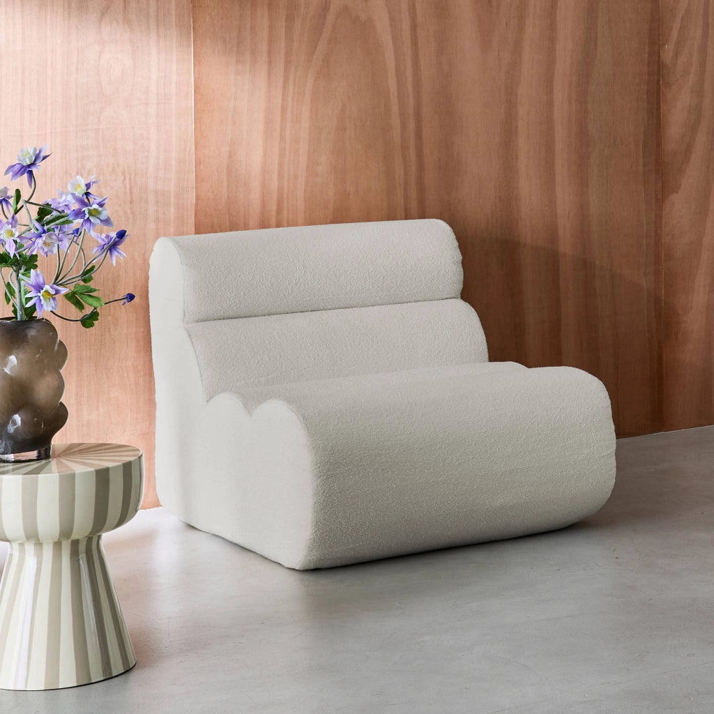 Poltrona bouclé testurizzata, bianco