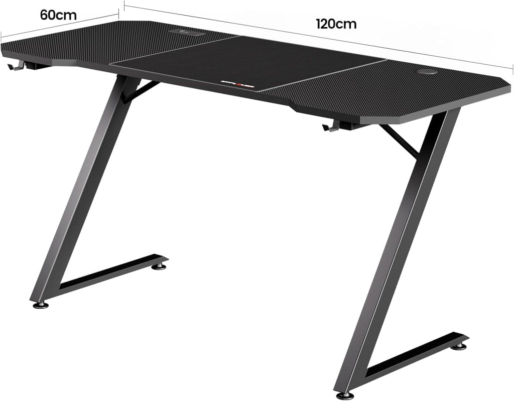 Tavolo da gioco 120 x 60 cm, con tappetino per mouse, Tavolo da gioco per computer in fibra di carbonio con gancio per casco, nero (con presa multipla)
